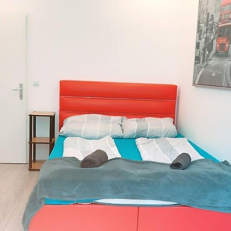 Comfort Triple Room Hn Bécs Kültér fotó