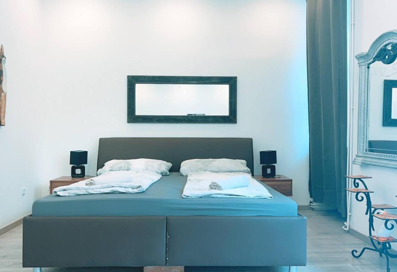 Comfort Triple Room Hn Bécs Kültér fotó